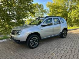 RENAULT - DUSTER - 2015/2016 - Prata - R$ 67.900,00