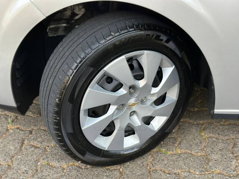 CHEVROLET - PRISMA - 2013/2013 - Prata - R$ 48.900,00