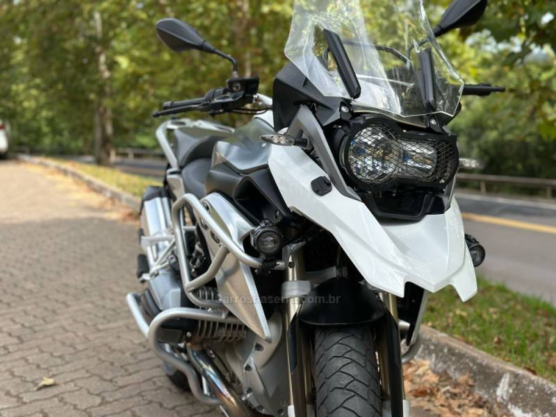 BMW - R 1200 - 2013/2014 - Branca - R$ 64.900,00
