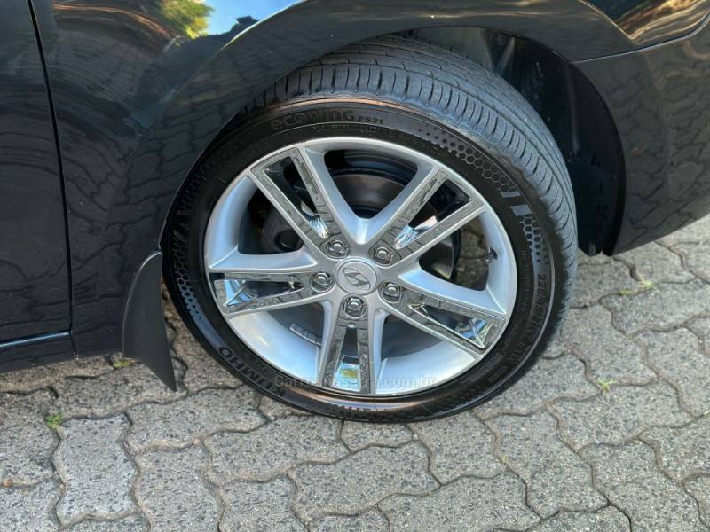 HYUNDAI - I30 - 2009/2010 - Preta - R$ 52.900,00