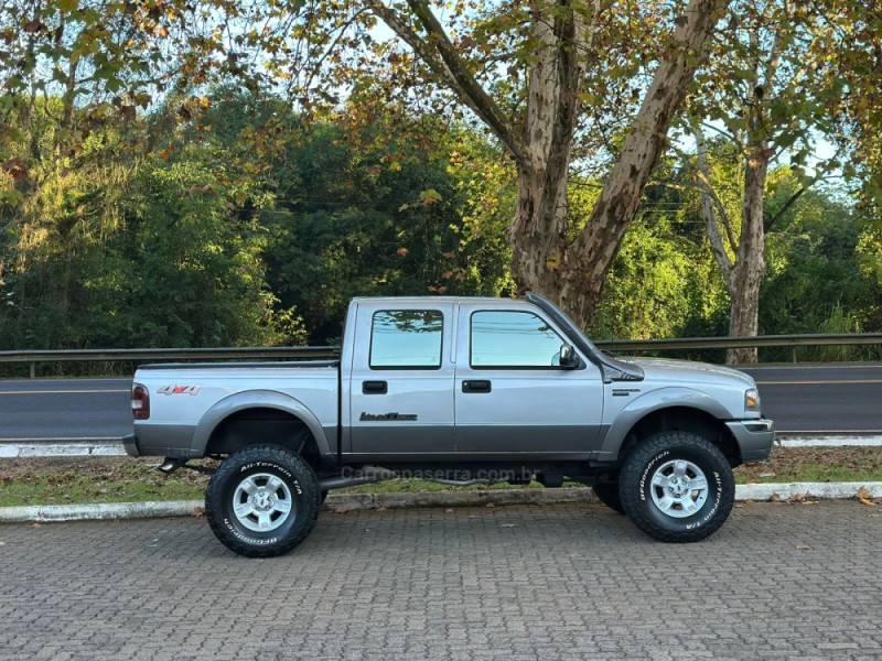 FORD - RANGER - 2008/2008 - Prata - R$ 109.900,00