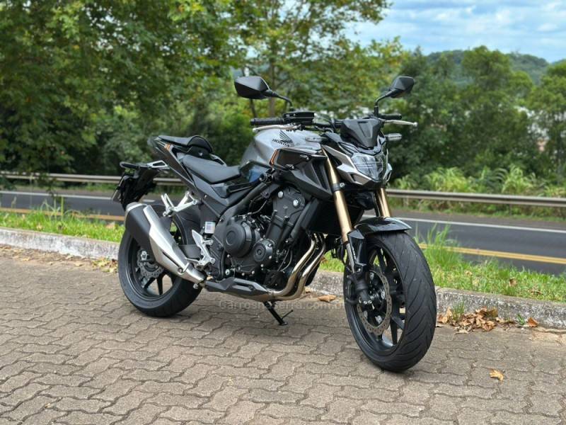 HONDA - CB 500F - 2022/2023 - Cinza - R$ 42.900,00