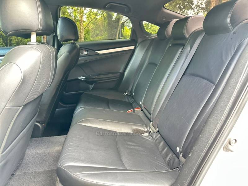 HONDA - CIVIC - 2017/2017 - Branca - R$ 129.900,00