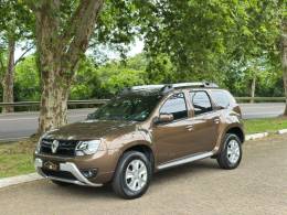 RENAULT - DUSTER - 2015/2016 - Marrom - R$ 66.900,00