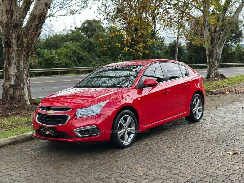 CHEVROLET - CRUZE - 2015/2015 - Vermelha - R$ 69.900,00