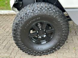 TROLLER - T4 - 2017/2018 - Branca - R$ 205.900,00