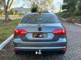 VOLKSWAGEN - JETTA - 2013/2013 - Cinza - R$ 77.900,00
