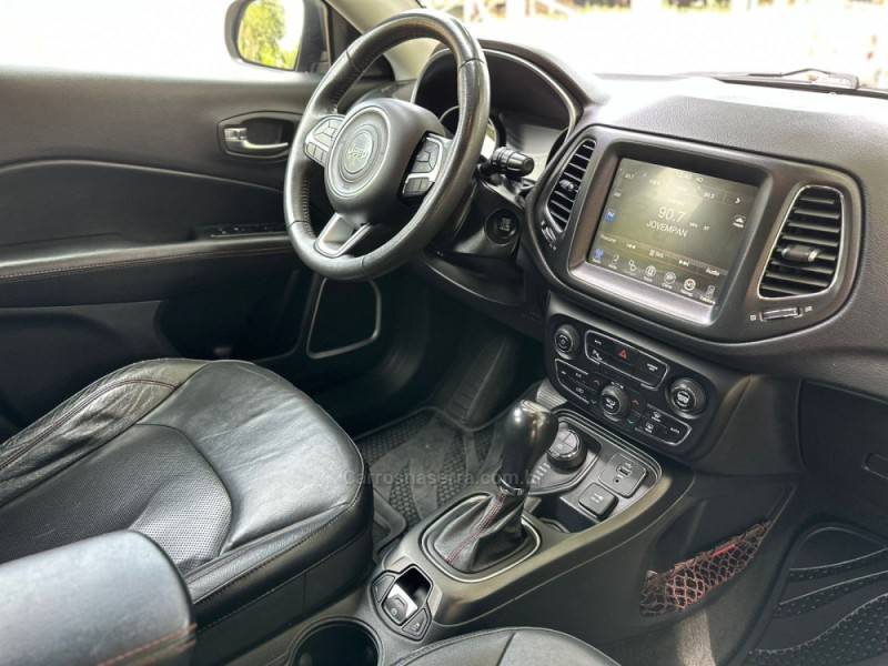 JEEP - COMPASS - 2017/2017 - Cinza - R$ 99.900,00
