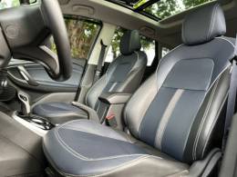 CHEVROLET - TRACKER - 2023/2024 - Prata - R$ 128.900,00