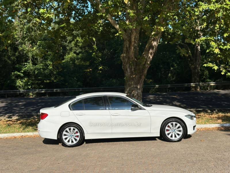 BMW - 320I - 2013/2013 - Branca - R$ 92.900,00