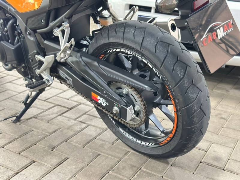 HONDA - CB 500F - 2019/2019 - Laranja - R$ 33.900.000,00