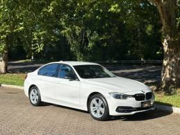 BMW - 320I - 2016/2017 - Branca - R$ 125.900,00