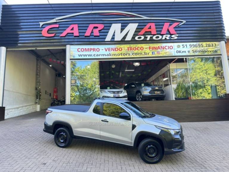 FIAT - STRADA - 2023/2024 - Prata - R$ 83.900,00