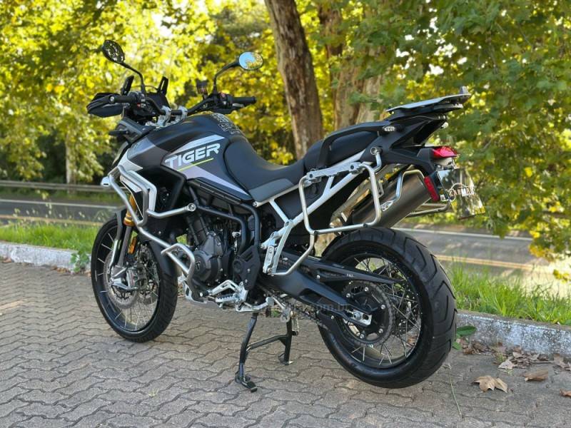 TRIUMPH - TIGER 900 RALLY ARAGÓN - 2023/2024 - Preta - R$ 72.900,00
