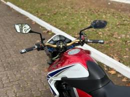 HONDA - CB 1000R - 2015/2015 - Vermelha - R$ 54.900,00