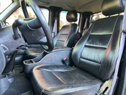 FORD - RANGER - 2010/2011 - Prata - R$ 68.900,00