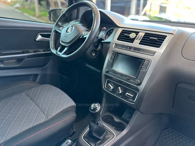 VOLKSWAGEN - FOX - 2021/2021 - Branca - R$ 69.900,00