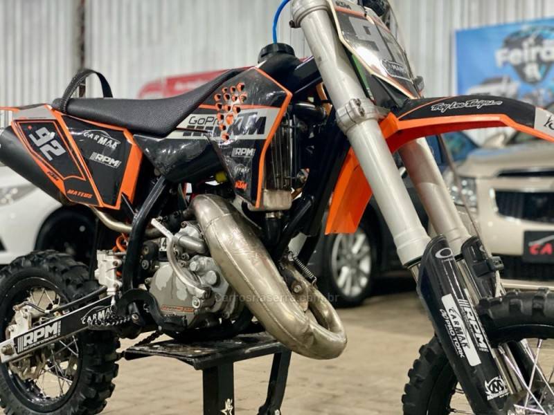 KTM - SX - 2011/2012 - Preta - R$ 15.000,00