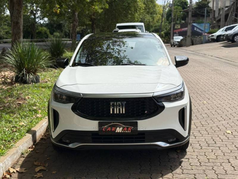 FIAT - FASTBACK - 2023/2023 - Branca - R$ 115.900,00