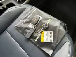 CHEVROLET - TRACKER - 2023/2024 - Prata - R$ 128.900,00