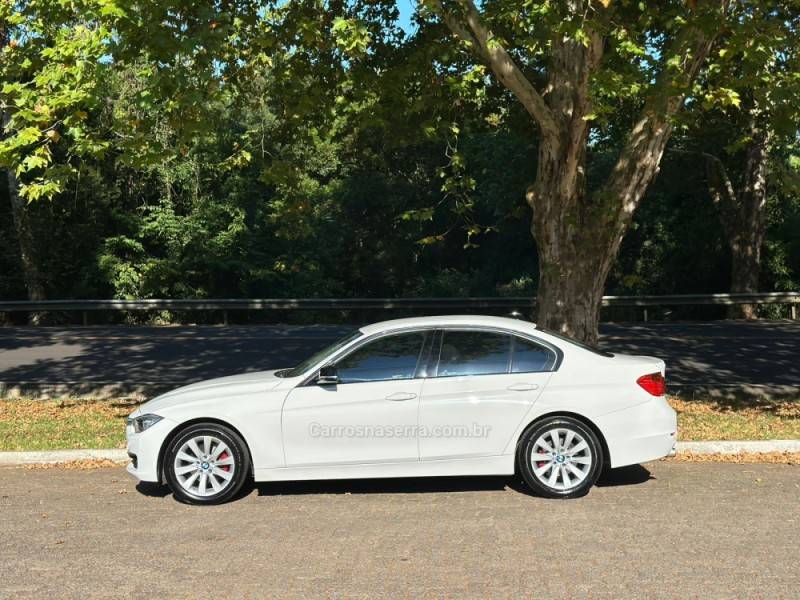 BMW - 320I - 2013/2013 - Branca - R$ 92.900,00