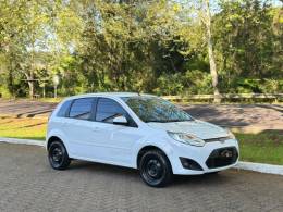FORD - FIESTA - 2012/2013 - Branca - R$ 36.900,00