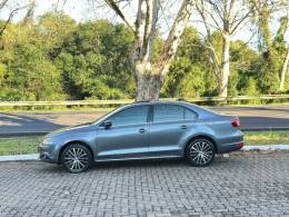 VOLKSWAGEN - JETTA - 2013/2013 - Cinza - R$ 77.900,00