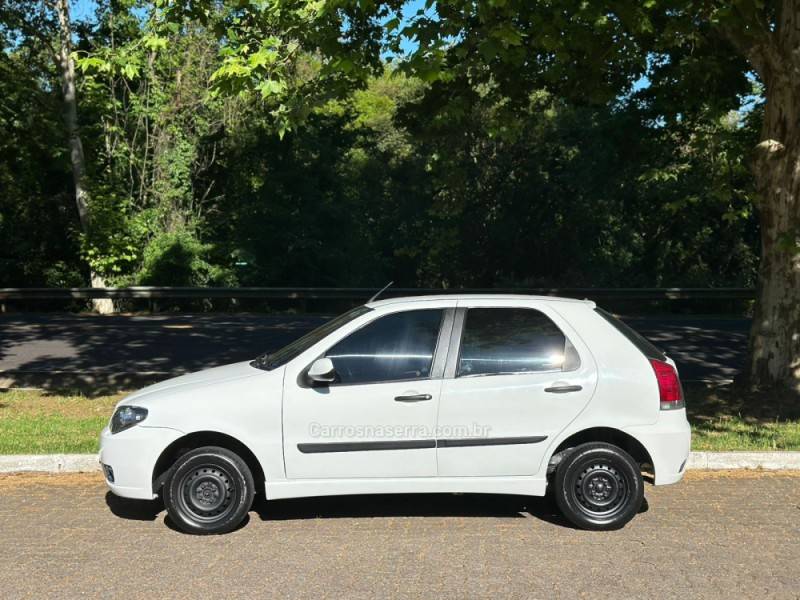 FIAT - PALIO - 2012/2012 - Branca - R$ 32.900,00