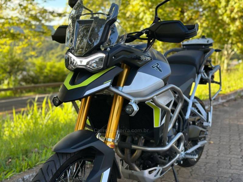 TRIUMPH - TIGER 900 RALLY ARAGÓN - 2023/2024 - Preta - R$ 72.900,00