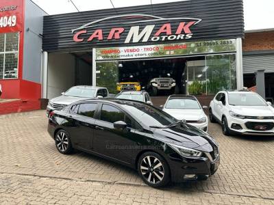 NISSAN - VERSA - 2021/2022 - Preta - R$ 93.900,00