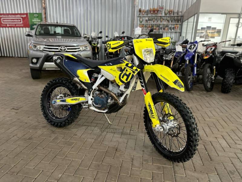 HUSQVARNA - FE - 2015/2015 - Branca - R$ 40.900,00