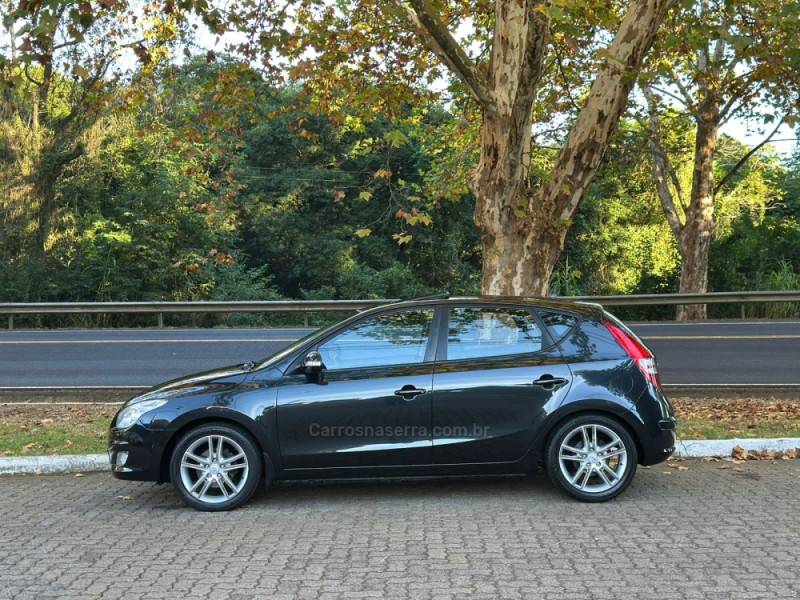 HYUNDAI - I30 - 2009/2010 - Preta - R$ 49.900,00
