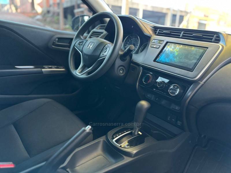 HONDA - CITY - 2018/2019 - Prata - R$ 81.900,00