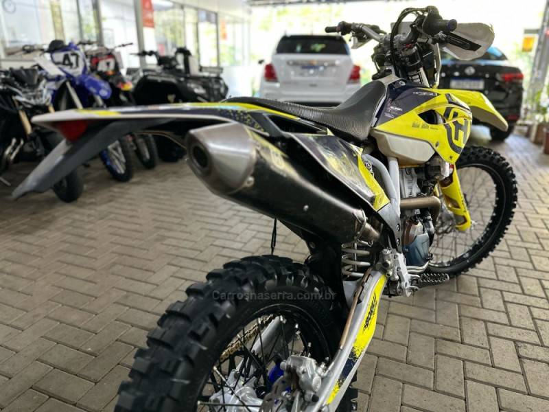 HUSQVARNA - FE - 2015/2015 - Branca - R$ 40.900,00