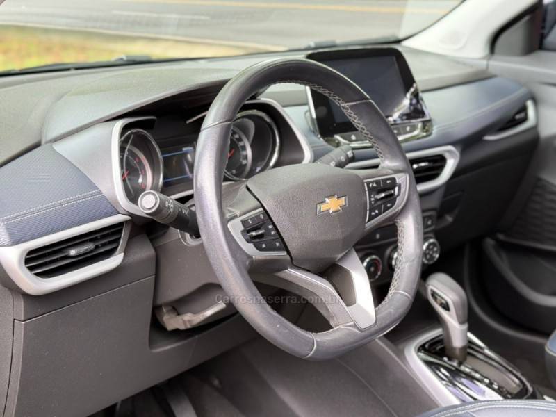 CHEVROLET - TRACKER - 2022/2023 - Azul - R$ 109.900,00