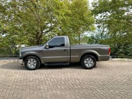 FORD - F-250 - 2001/2001 - Cinza - R$ 239.900,00