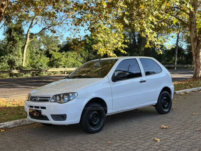 FIAT - PALIO - 2012/2012 - Branca - R$ 25.900,00