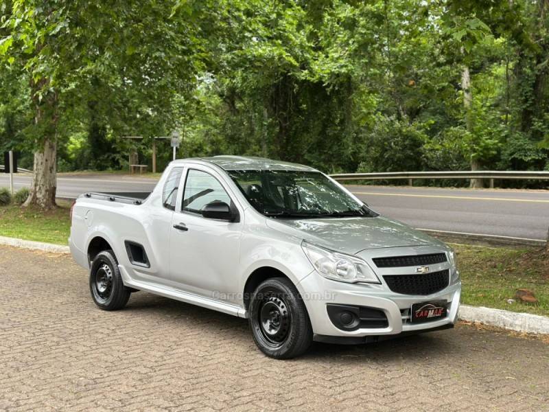 CHEVROLET - MONTANA - 2019/2020 - Prata - R$ 58.900,00