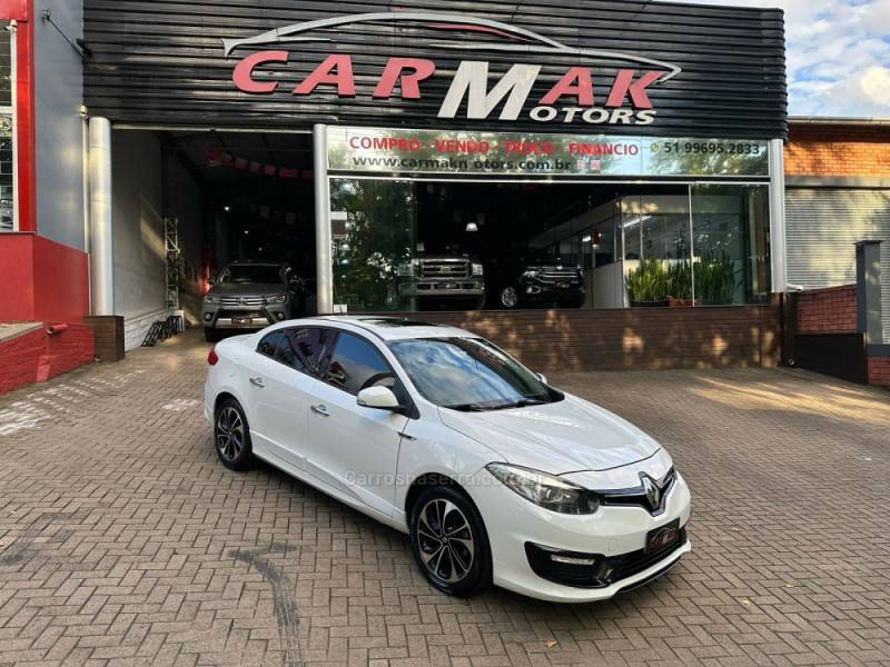 RENAULT - FLUENCE - 2015/2016 - Branca - R$ 72.900,00